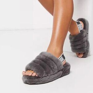 UGG Fluff Yeah Slide Sandals (Gray, Size 10)